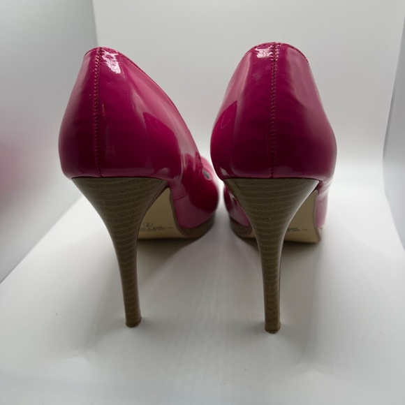 Charlotte Russe “Sandy” Pink Peep Toe Pump - Picture 4 of 7